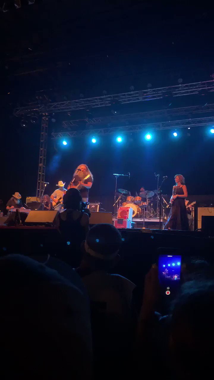 Happy Birthday Jamey Johnson! 
Here s a video of Tyler Childers bopping to him
 