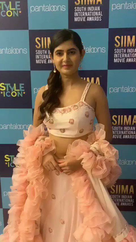 What made you choose acting over your successful medical career in Australia? @DhanushNishi @iamashimanarwal #PantaloonsSIIMA #SummerInQatar #SIIMAShortFilmAwards #ONEFMQATAR #SIIMAinQatar #HeloApp #VIBRI #AskSIIMA @pantaloonsindiaā
@VisitQatar @ONEFMQatar