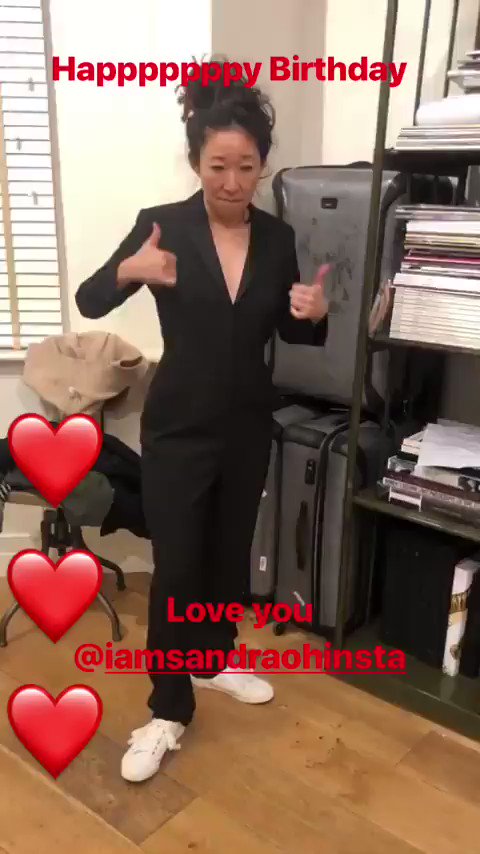 LOOK HOW CUTE SHE IS SANDRA OH MY GOD I LOVE YOU HAPPY BIRTHDAY 