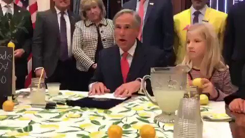 @GregAbbott_TX Texas made into law allowing kids to sell lemonade at stands.
Students came to the Capitol to testify that government shouldn’t prevent them from selling lemonade.
Teaching kids about capitalism & LESS gov't control.
Thriving on self reliance is American!🇺🇸