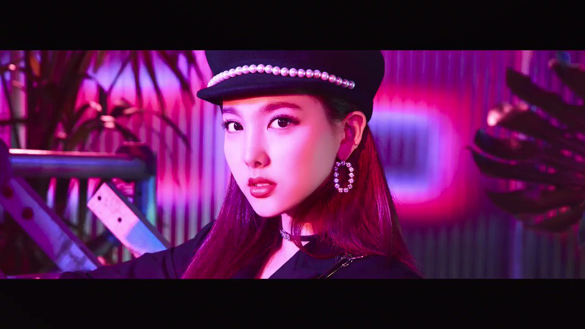 twice ナヨン ナブリー breakthrough TWICE JAPAN OFFICIAL on X: 
