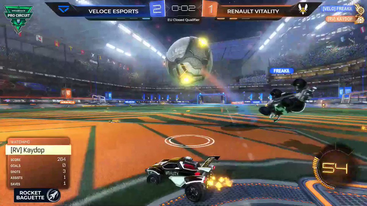 It's done! The Renault Sport Team Vitality squad wins 3-1 vs @VeloceEsports
Next match is against @TheBricksRL 👌
For now, you can watch this awesome goal by @Kaydops 😏#RSspirit #VforVictory @RenaultF1Team
▶ http://twitch.tv/rocketbaguette