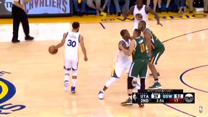 Fredo🗽 (@goknickstape) on Twitter photo 2019-07-21 19:18:54 Steph Curry making the 2x defensive player of the year Rudy Gobert look like he’s never played basketball before Steph Curry making the 2x defensive player of the year Rudy Gobert look like he’s never played basketball before