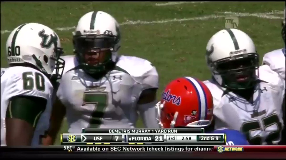34 days until @GatorsFB. 34 is for @Justin_Trattou’s 34 yard pick six against BJ Daniels and South Florida in 2010. Despite a slow start, the #Gators would go on to crush the Bulls, 38-14 in their first- and to date, only- ever matchup. #CountdownToKickoff