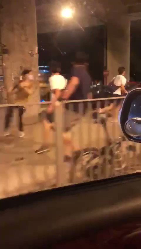 Hong Kong police allow gangers to attack HongKongers. No longer safe for Hong Kong now #HongKongPolice #hongkong #warning #hongkongwarning