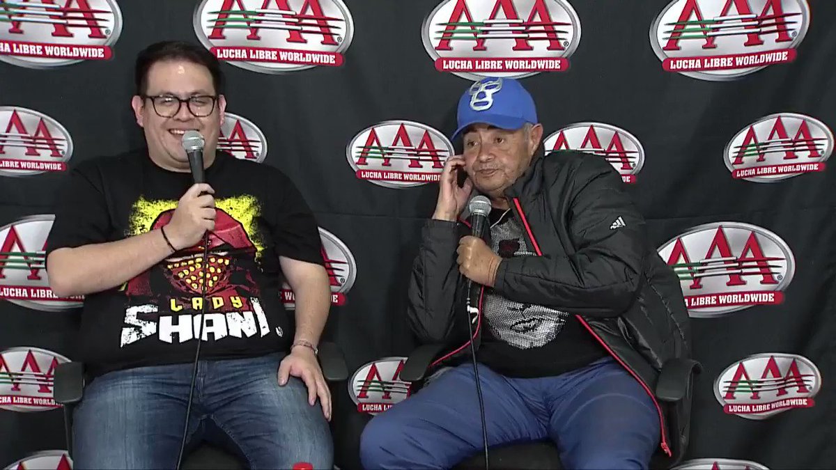 ¿Adivinen quién regresó a #SinMáscara?
@RudoVisionTV ya está junto con @adrianmlucha 🤙
No olvides suscribirte a nuestro canal 😎
🔴 En VIVO por @Twitches
https://www.twitch.tv/luchalibreaaa