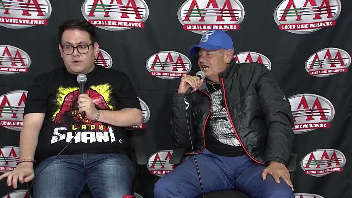 Ya extrañábamos las anécdotas de @RudoVisionTV 🤙
#SinMáscara 🔴 En VIVO por @Twitches
https://www.twitch.tv/luchalibreaaa