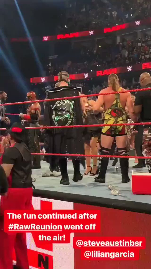Steve Austin drowns Lilian Garcia in beer after #RAW goes off the air...
