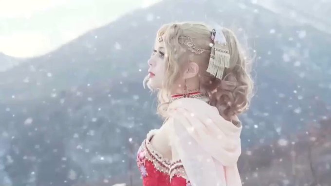 コスプレイヤー弥生のTwitter動画4