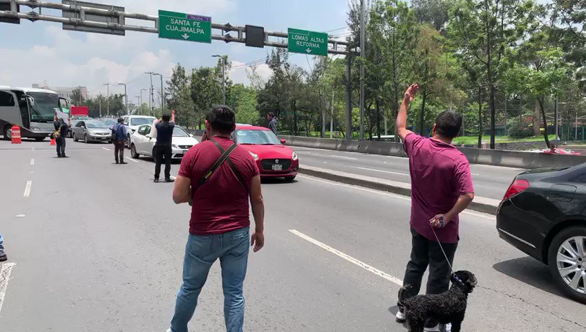 #ValleDeMéxicoPolicías federales bloquean Constituyentes de manera parcial | Enfoque Noticiashttps://enfoquenoticias.com.mx/noticias/polic-federales-bloquean-constituyentes-de-manera-parcial …#Vialidad #CaosVial