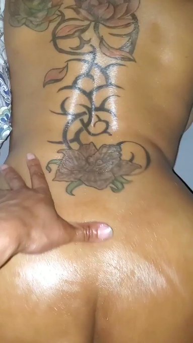 I luv getting my pussy bus wide open who can handle it🤷🏾&zwj;♀️🤷🏾&zwj;♀️🤷🏾&zwj;♀️ https://t.co/ewd5FHLXlg<a href="/tag/booty"class="tags"><span>#booty</span></a><a href="/tag/us"class="tags"><span>#us</span></a><a href="/tag/wet"class="tags"><span>#wet</span></a><a href="/tag/pussy"class="tags"><span>#pussy</span></a><a href="/tag/blackfriday"class="tags"><span>#blackfriday</span></a><a href="/tag/blackfridaysale"class="tags"><span>#blackfridaysale</span></a>