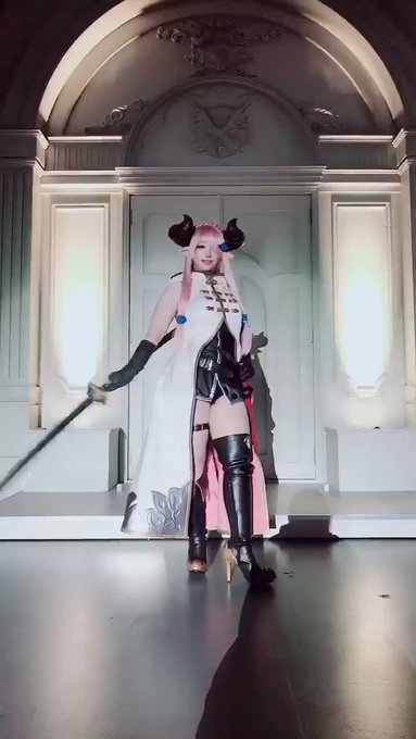 コスプレイヤーみぃこのTwitter動画69