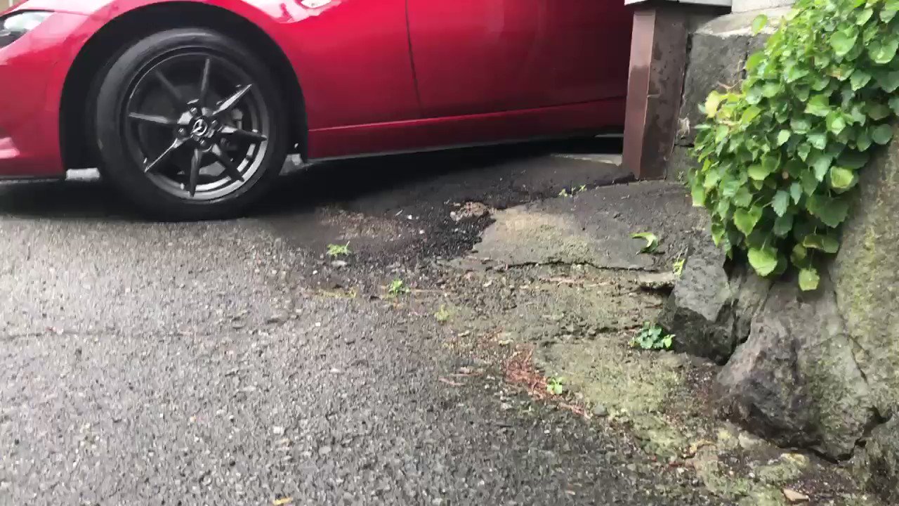 せも Ndロードスター Male Gagato 純正車高でも擦るんですね 怖い怖い 段差は気をつけようと思います Twitter