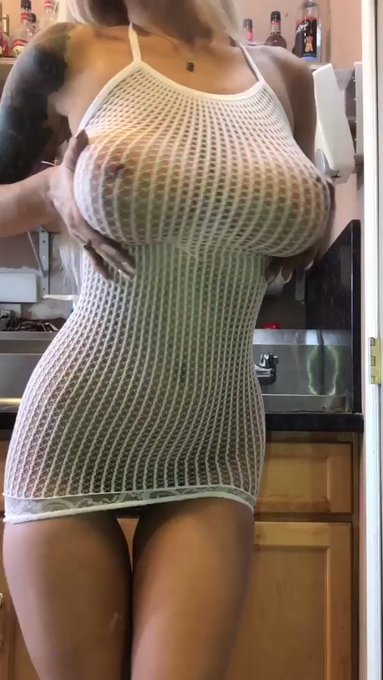 Simon says get your ass down to 8902 14th Ave s before 3! I spy..... #rachelbarley #bikinibarista #retweet<a href="/tag/retweet"class="tags"><span>#retweet</span></a><a href="/tag/bikinibarista"class="tags"><span>#bikinibarista</span></a><a href="/tag/rachelbarley"class="tags"><span>#rachelbarley</span></a>