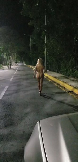 This is what I like to wear when I go out ...
https://t.co/X6lF2EGsLT

#nakedisthebest 
#outdoornudity