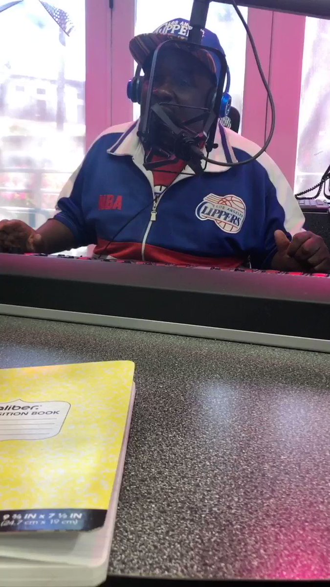 Giving a #BIG shoutout to my guys at @SterinLaw man!! I’m telling you BEST CUSTOMER SERVICE!!! Ya’ll follow them if you want a chance to win a pair of tickets to #OpeningNight LAKERS VS. CLIPPERS!!! Winners revealed October 20th #LOOKOUT! https://t.co/dl4ASEb9RF