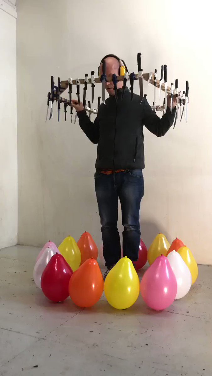 Ivan (@Ivan_cybs) on Twitter photo 2019-09-28 15:58:41 Most people: I guess balloons are ok Me: Most people: I guess balloons are ok Me: