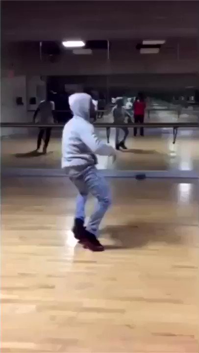 Chrollo (@grimmjowkelley9) on Twitter photo 20/08/2019 13:42:50 Her: βif you beat me in a dance contest, we can fuckβ Me: Her: βif you beat me in a dance contest, we can fuckβ Me: