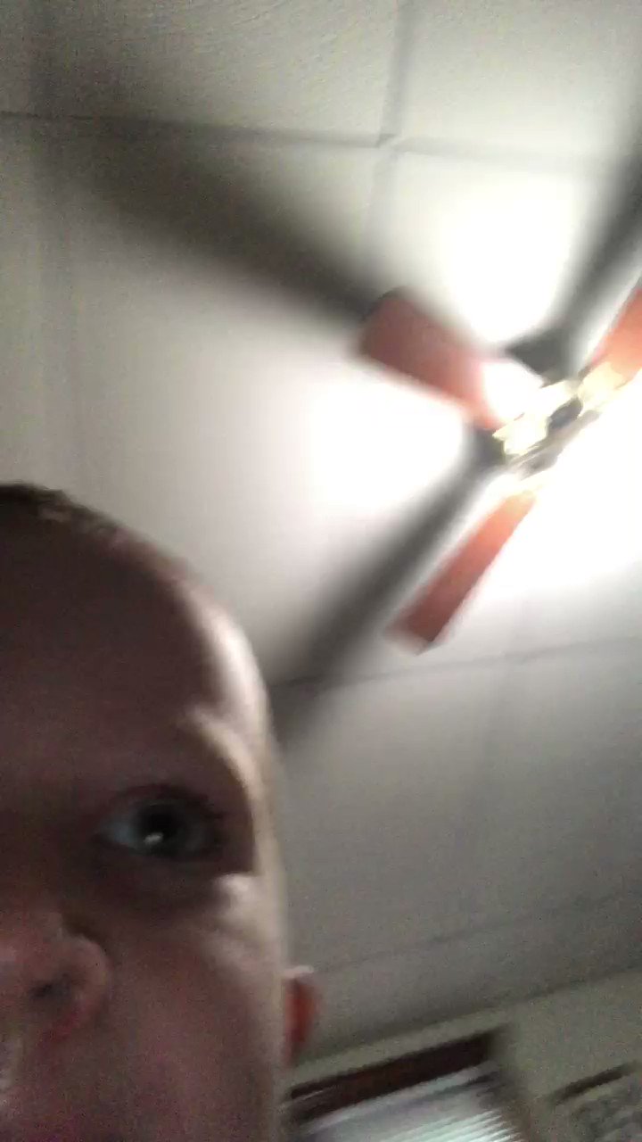 Keegan (blue_collar_kid) / Twitter