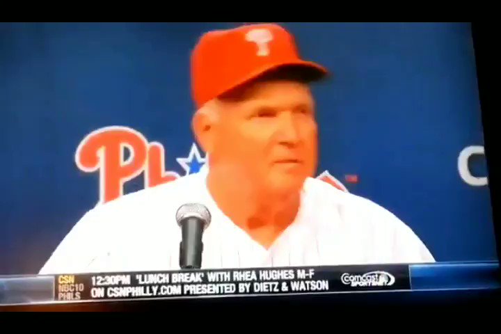 Charlie Manuel telling Howard Eskin hes gonna knock him out is the best thing I've seen the Phillies management do all season.#phillies #RingTheBell