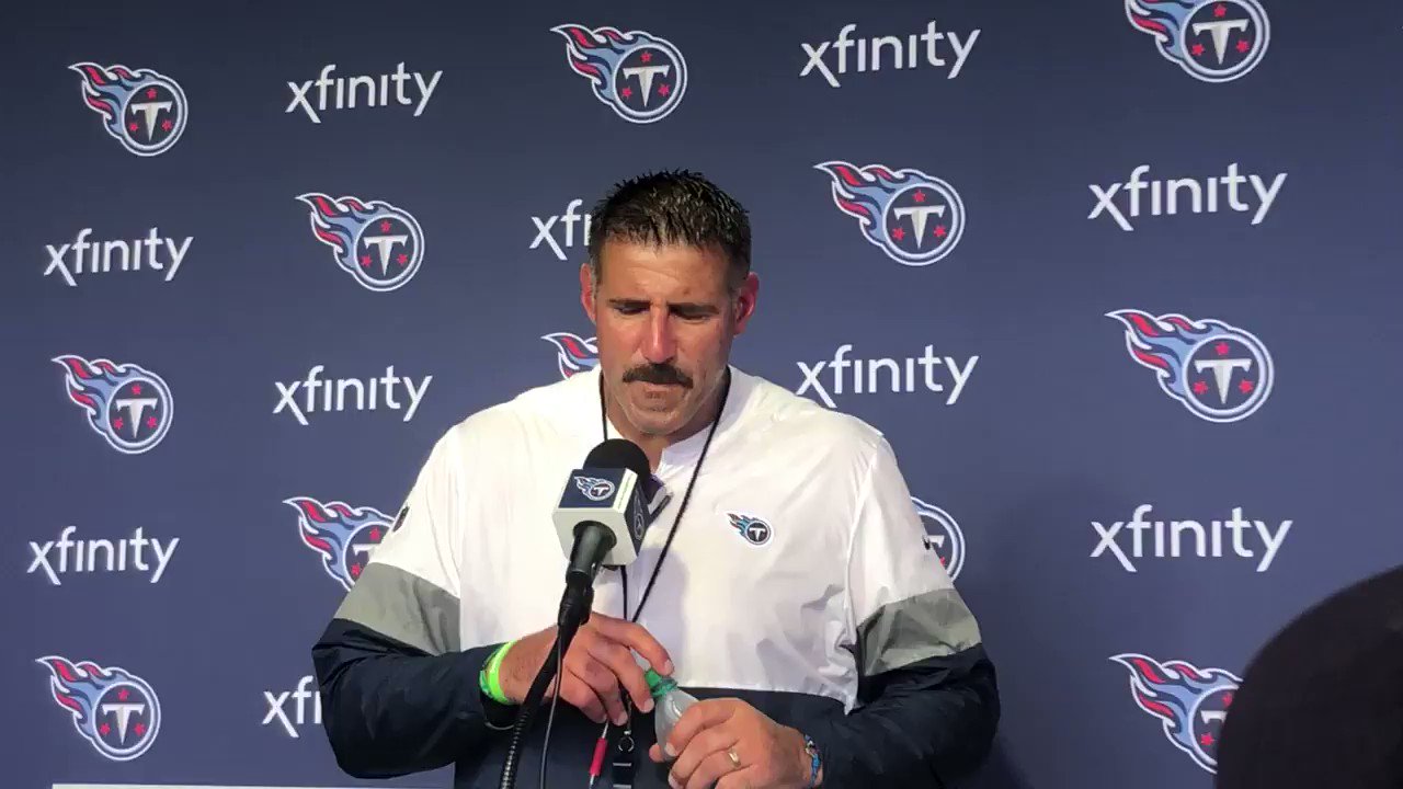 Mike Vrabel enjoyed the Happy Birthday prank & talking trash again with 