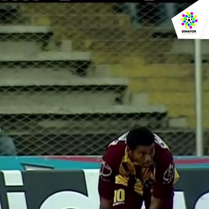 Dimayor Tiroslibres La Magia Existe Nos Remontamos A 07 Cuando John Charria El Mago Jugando Con El Cdtolima Marco Un Fenomenal Gol De Tiro Libre Dejando Sin Reaccion Al