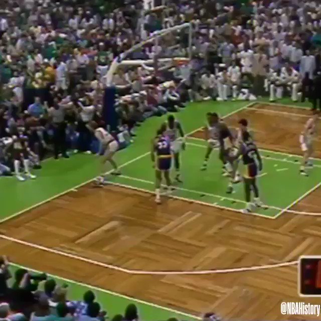 .@MagicJohnson’s game-winning hook shot in the finals seconds of Game 4 propelled the eventual 1987 champion @Lakers to victory! #NBABDAY #NBABreakdown