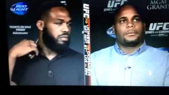 RT @Tweezainshitt22: Jon Jones is a psychopath blood https://t.co/YPpg1YU4Zf