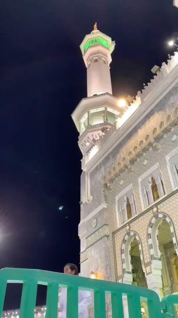 تسجيل رائع وتلاوة أروع لغرّيد الحرم #بندر_بليلة https://twitter.com/emam_moathen/status/1162781206280310784 …