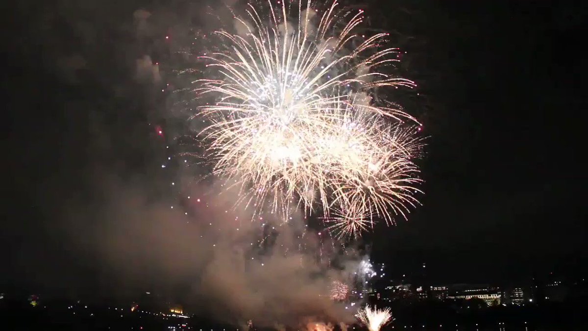 ICYMI: #Geece showcasing their talent at tonight's #CasinoLacLeamy #GrandsFeux #pyromusical #fireworks #competition
Full #livestream at: https://youtu.be/RKOelDQS4CU
#SoundofLight #GrandsFeux #grandfeux #greece #opa #casinolacleamy #pyromusical #ottawa #gatineau