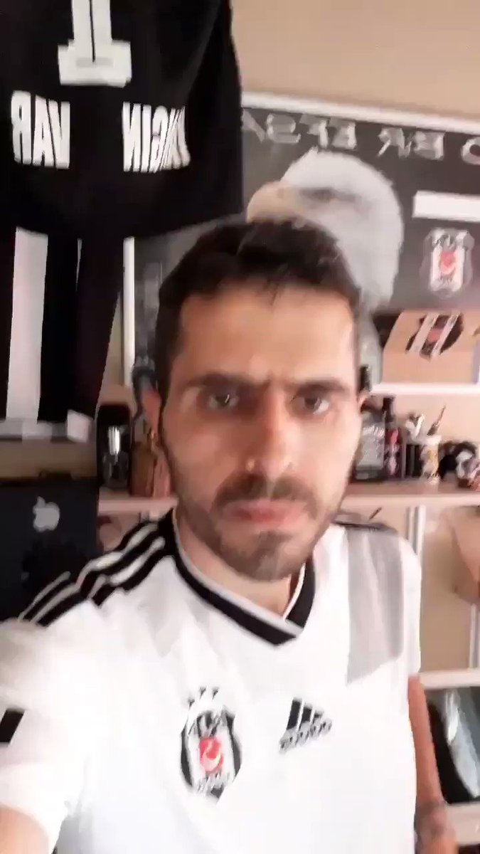 Geleceği varsa da bu videodan sonra gelmez O sondaki hareket ne öyle 😂😂