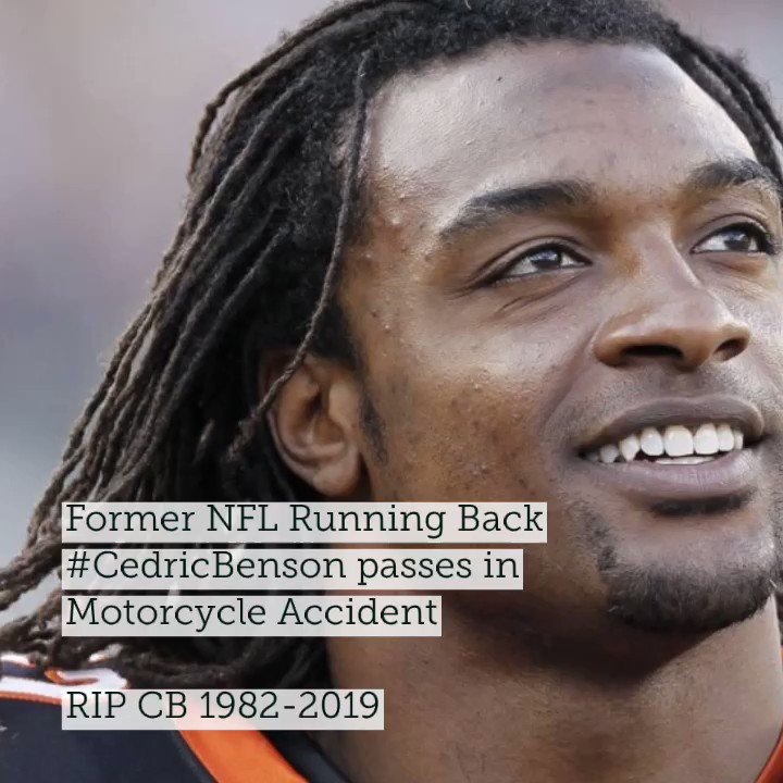 Former NFL Running Back #CedricBenson passes in Motorcycle Accident 

RIP CB 1982-2019 https://t.co/1kMJUC3XZK