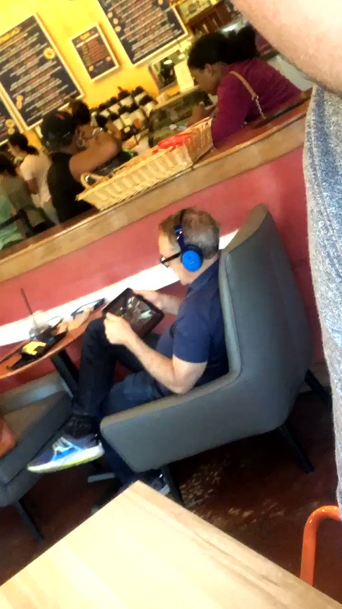 This guy’s easily 60+ and is just out here watching pizza reviews! @stoolpresidente #GoPresGo #OneBite