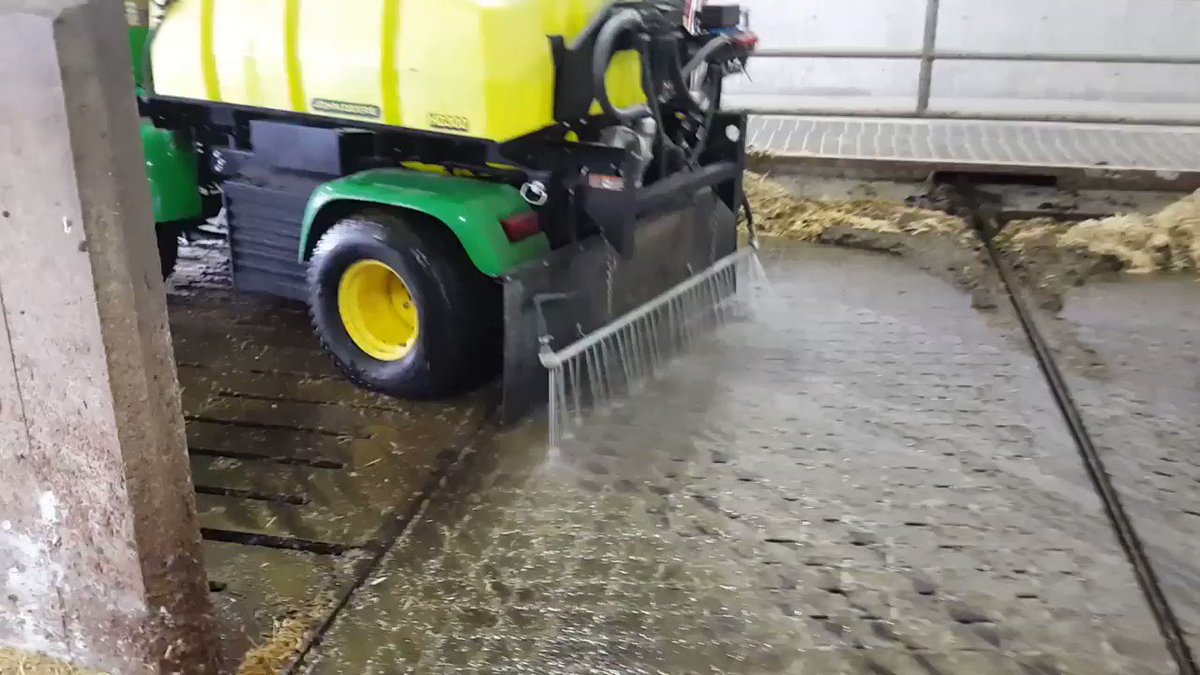 A lame cow on a slippery floor is double trouble! To achieve optimum results you should trim your cows regularly. Read article about rig to keep cows from slipping on manure-caked floors in the hot summer months: https://t.co/xcRenjst7L
#AllAboutHooves #hoofcare #dairycows https://t.co/3nmEJJiaDt