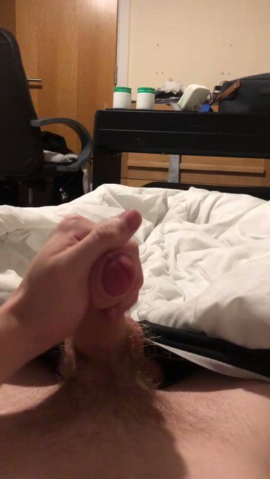 Boyfriends not here so who wants to clean it up? ?? https://t.co/8M4js2Fk9y