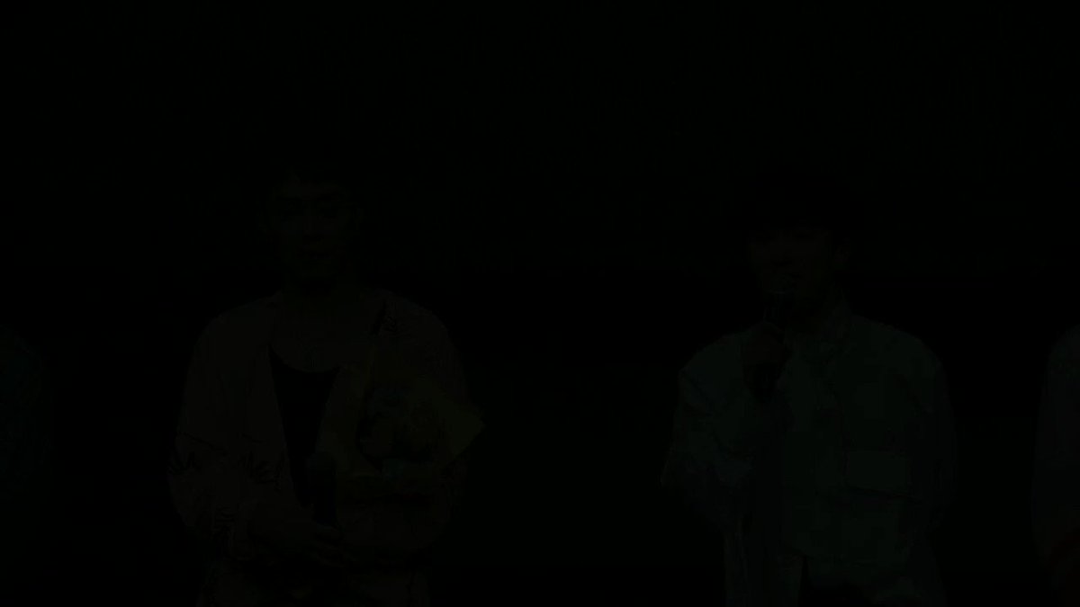 190816 '젝키빌라' 젝스키스 건대입구 무대인사 (9:00)재덕이 말할때 더기 브이로그 라고 외치는 재진과..재덕이도 김재덕도 아니고...☺️마지막에 됐어?에 고개 절레절레하는 수원..☺️#SECHSKIES #젝스키스 #젝키 #은지원 #이재진 #김재덕 #장수원 #水晶男孩 #ジェクスキス #젝키빌라