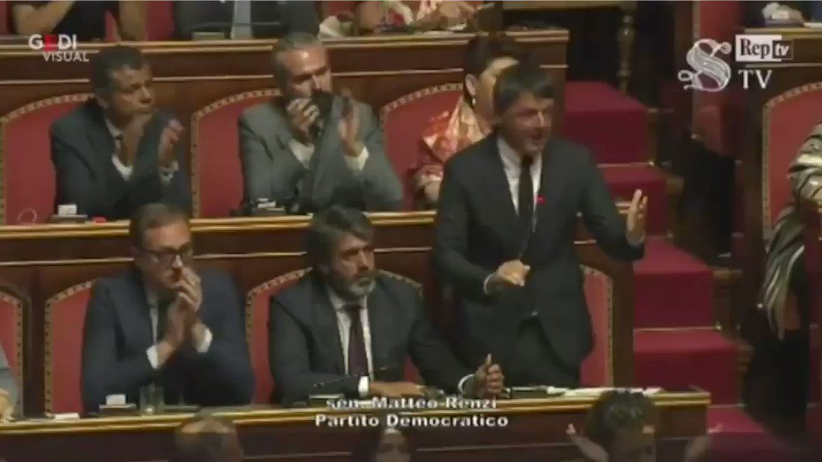 A R I A N S I-/ A (@SARCASMASWEAPON) on Twitter photo 20/08/2019 18:58:12 QUESTO È IL PARLAMENTO MINISTRO SALVINI, NON È IL PAPEETE #crisidigoverno #maratonamentana QUESTO È IL PARLAMENTO MINISTRO SALVINI, NON È IL PAPEETE #crisidigoverno #maratonamentana