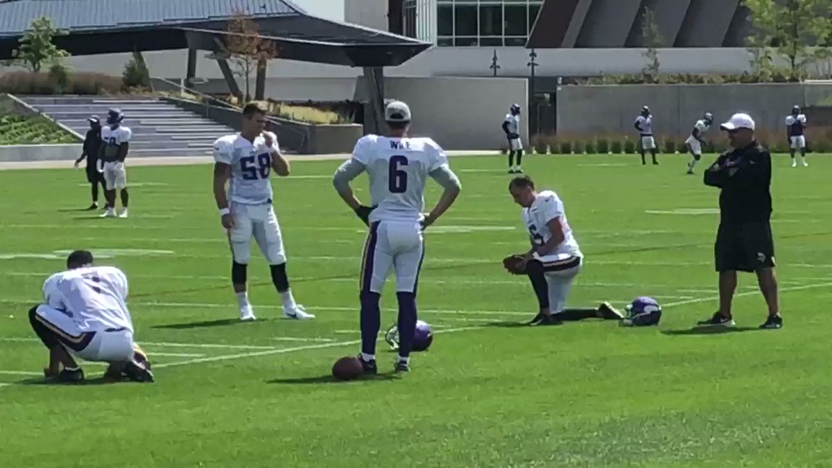 The #Vikings traded a 2020 draft pick for specialist Kaare Vedvik (No. 7) last week, and his versatility is giving special teams coach Marwan Maalouf options. He can kick, punt and today worked on holding at practice. @FOX9 https://t.co/IbjeSfB9bv