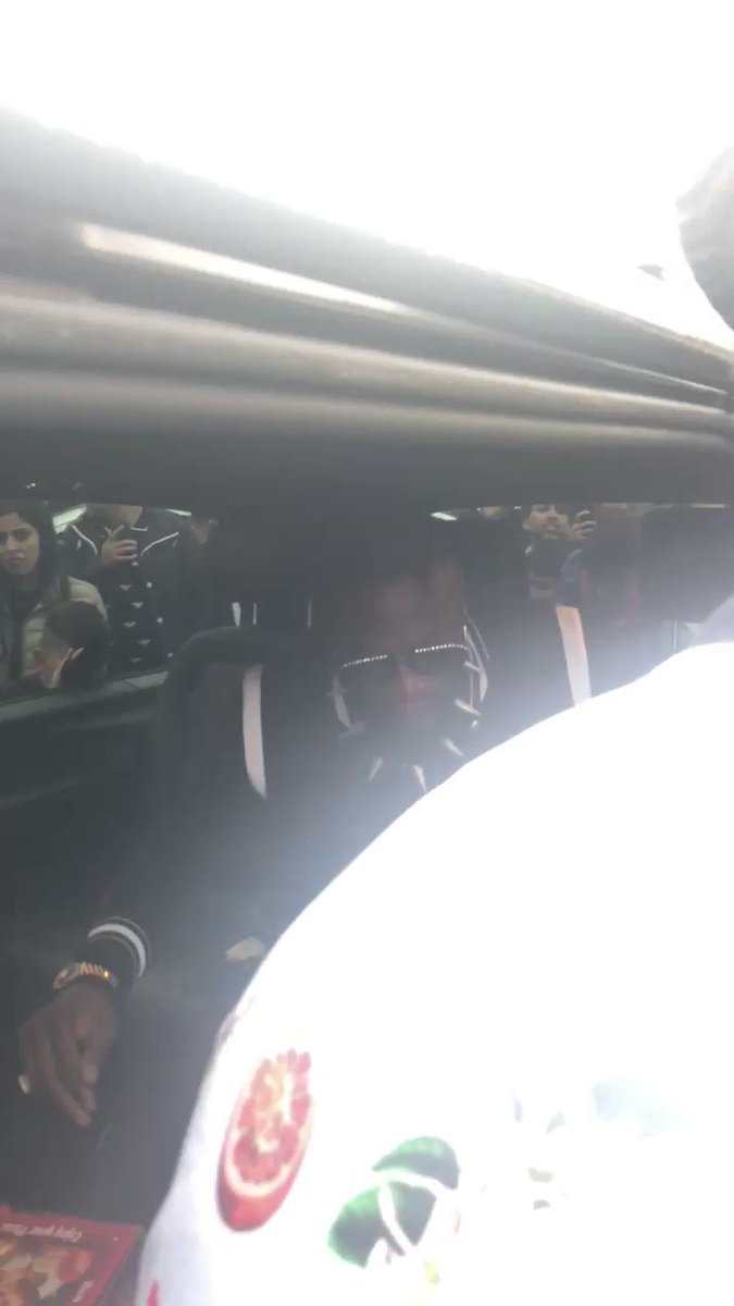 #Manchester/ #Batley is lit 🔥 right now.... Thanks to all my UK fan for the continuous Love you give.What an amazing time every damn time from start literally to finish you guys don’t stop. #TilThisDay #BombZquad