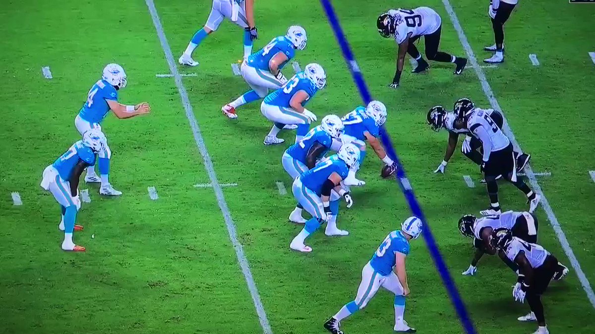 RT @houtz: josh allen is using the dolphins offensive line as a turnstile https://t.co/9cqtxVIHvH