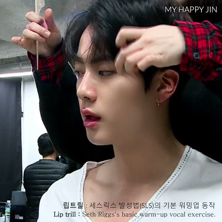 kylie jenner who? i only know kim seokjin https://t.co/hQd4gVKLax
