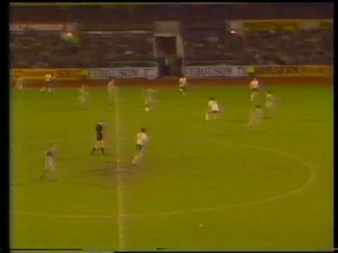 RT @forgottengoals: Chris Waddle scores for Newcastle at Spurs in 1984. What a player #nufc https://t.co/ktsvEyWixZ