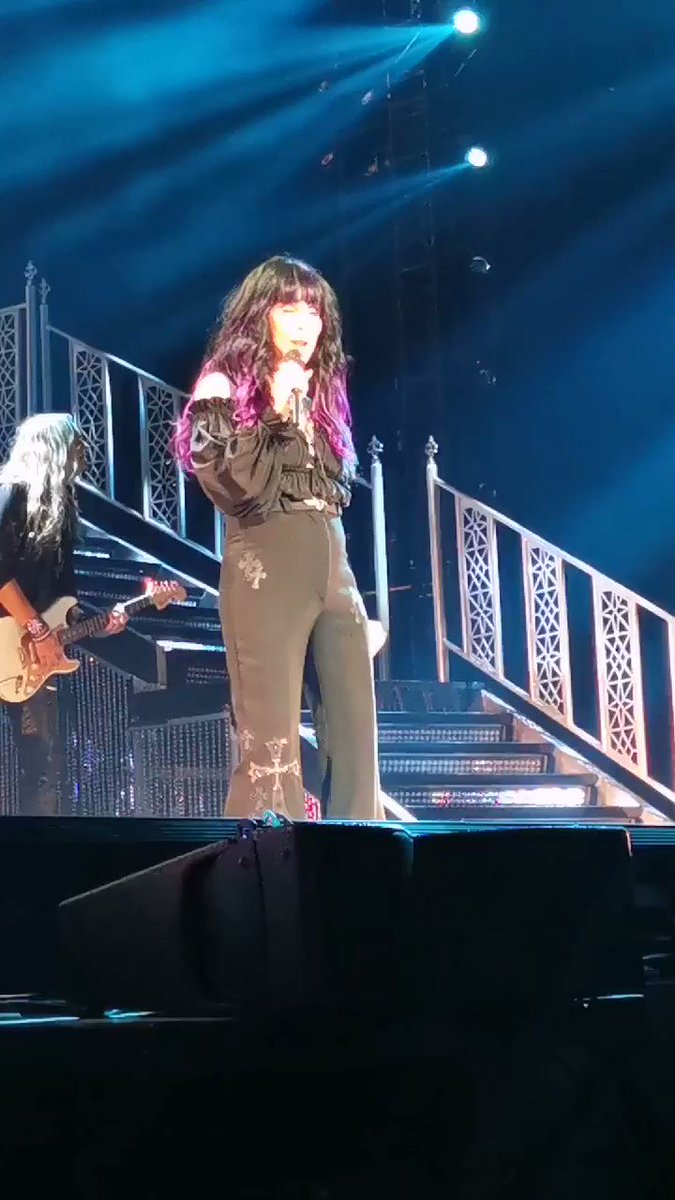 RT @itschersworld: i fcking love @cher
https://t.co/uIz9QiFNPR