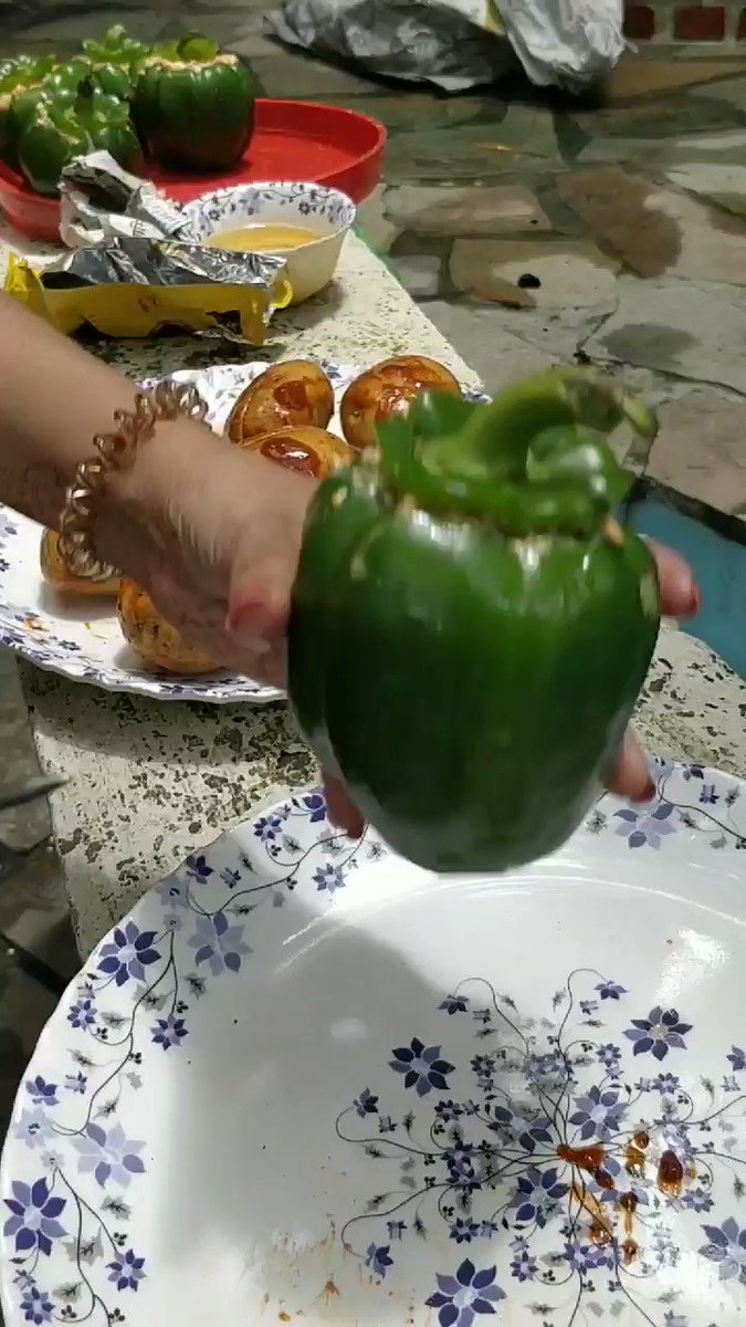 Here is my kitchen magic moment for the #CLACMChallenge. What's yours?
Also, don't forget to watch #ColdLassiAurChickenMasala premiering 3rd September on @altbalaji and @ZEE5Premium
@RKzFandom @Divyanka_Offici @RajeevKDreamers
#AafEats #UnfilteredDotIn #KitchenHacks #Kitchen https://t.co/dlV3d0v5HQ