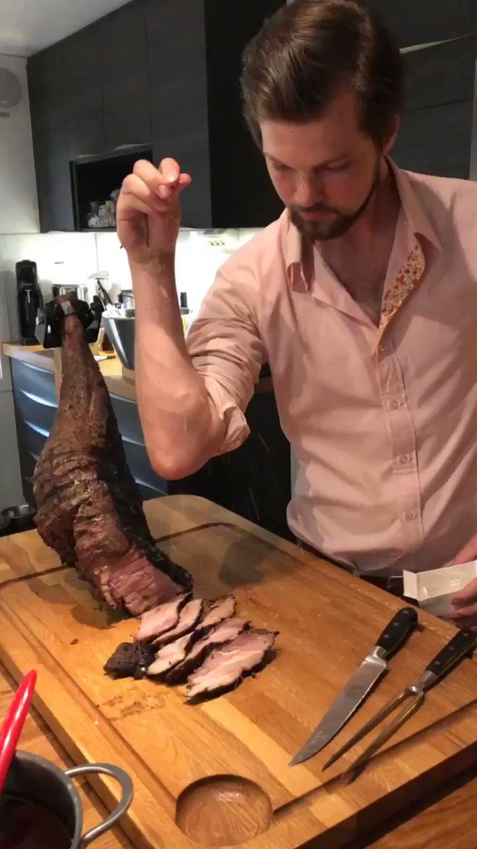 Salt bae region Halland edition https://t.co/zIxhGTGTvm