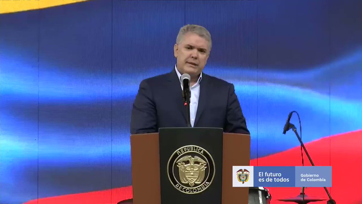 #Bogotá Esta mañana hablé con el Presidente de Chile @sebastianpinera sobre la tragedia que está viviendo nuestra hermana república de Brasil, en el Amazonas. Acordamos trabajar juntos solidariamente para poder acompañarlos en esta situación. #100xcientoHUMANO