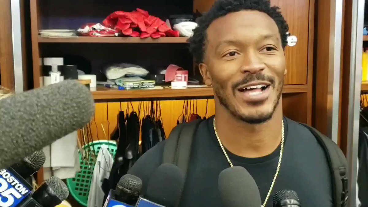 RT @MikeGiardi: Does Demaryius Thomas still have it? #Patriots https://t.co/PjcpHMIC9X