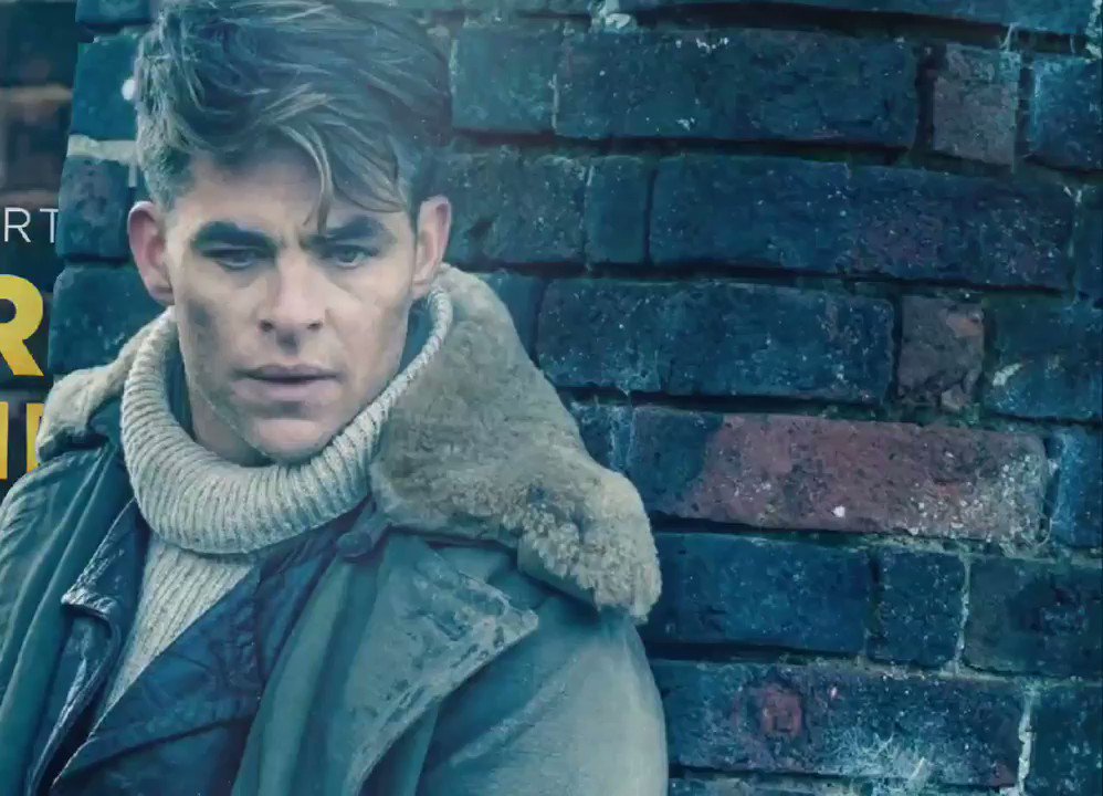 The pilot of Wonder Woman\s heart! Here\s wishing the super charming, Chris Pine, a very happy birthday! 