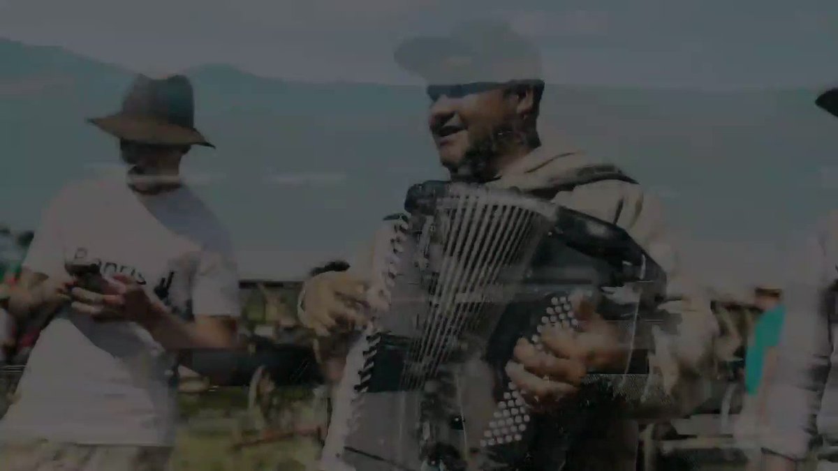 No 4° episódio da série #GaúchoPeloRioGrande, te convido a viajar comigo até Araricá, onde participei da 20° Festa das Azaléias e do 14° Encontro de Bois Carreiros. Tamo Garrado!
#GaúchodoRS #GaúchodaGeral https://t.co/1nWLs4Mnv3