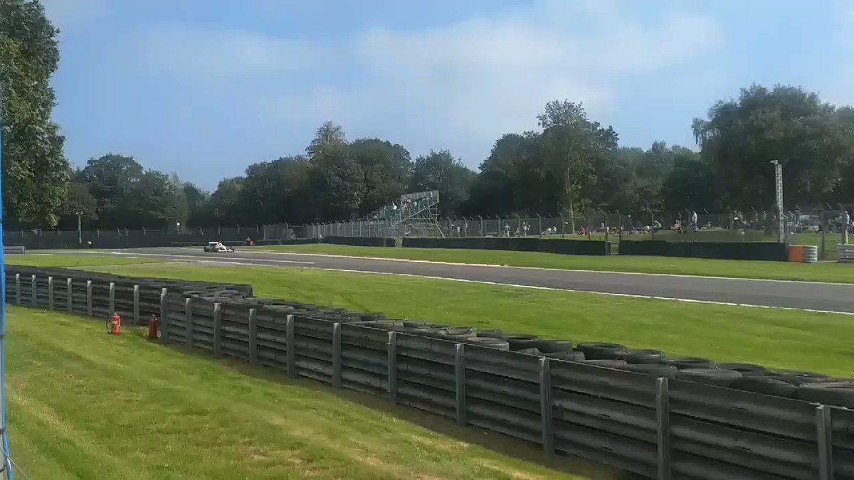 Really enjoyed the Oulton Park Gold Cup today. Good racing and lots to see off track. Glorious sounds from the lunchtime F1 demo too! https://t.co/ON7yoFjoU8